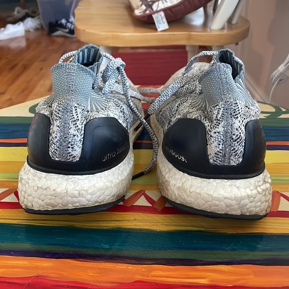 Adidas uncaged ultraboost size 9 - Picture 4 of 5